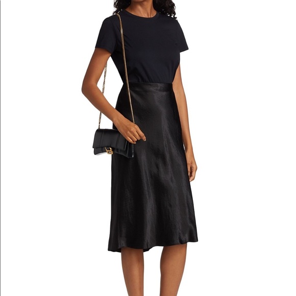 Vince Tops - Vince Classic Navy Cotton Crewneck Tee, worn twice